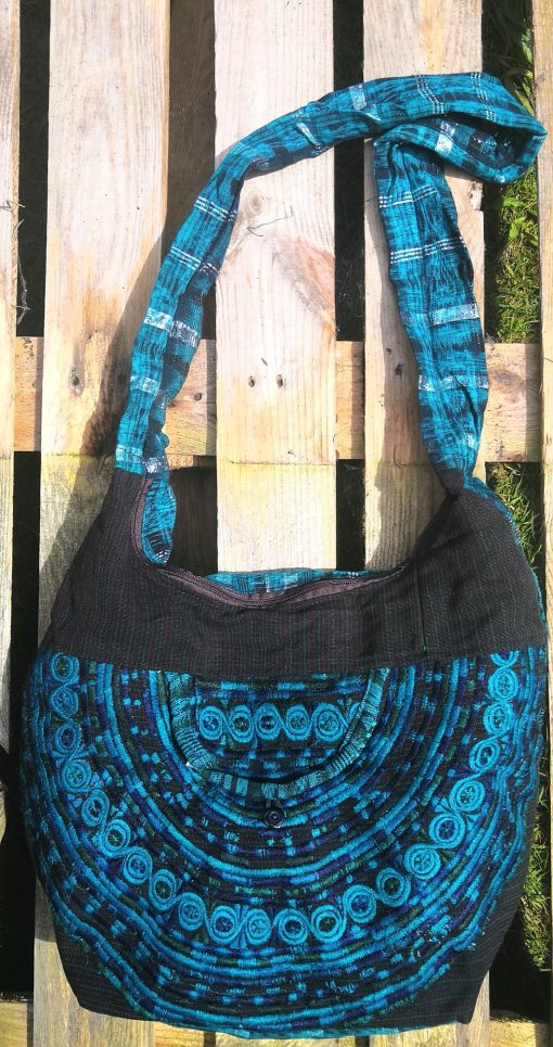 Large Shoulder Bag - Image 11