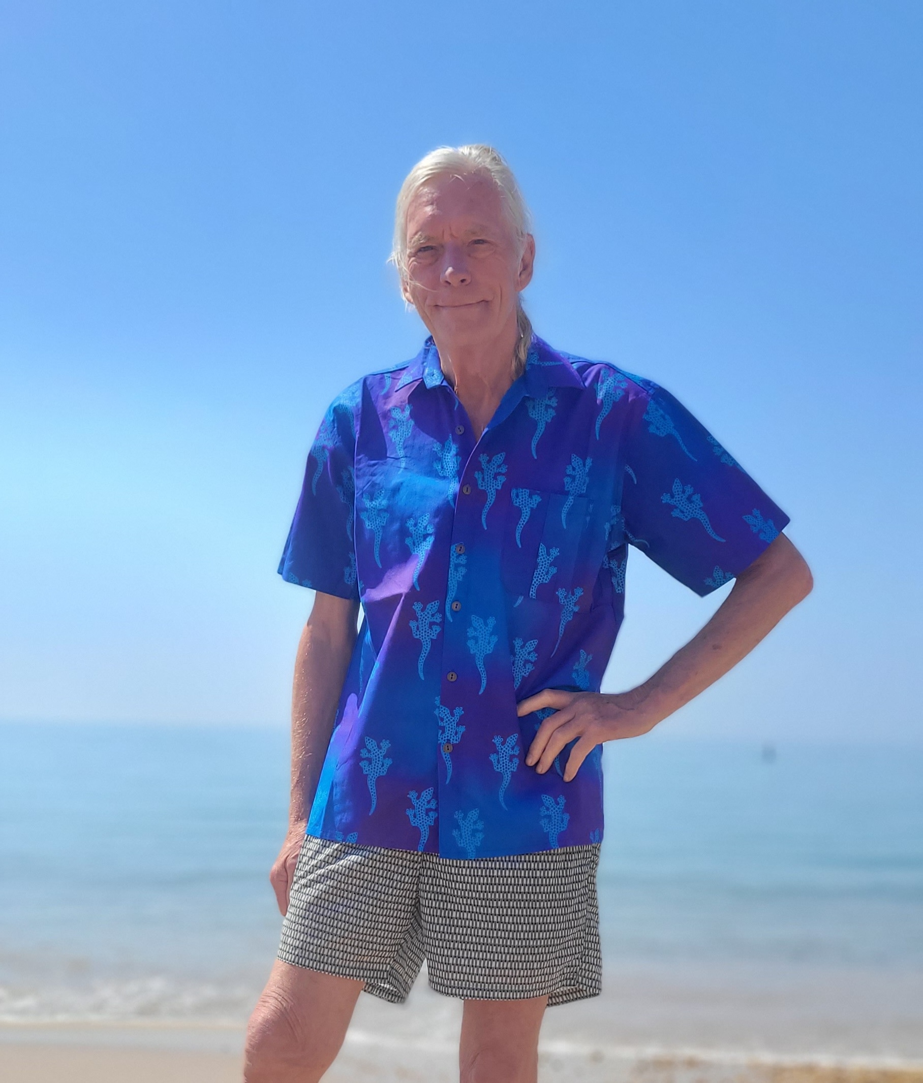Short sleeve cotton Zimbabalooba summer shirt - gecko design - Image 2